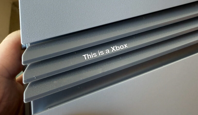 Funcionário do Xbox provoca ao afirmar que PS5 é um Xbox no Twitter