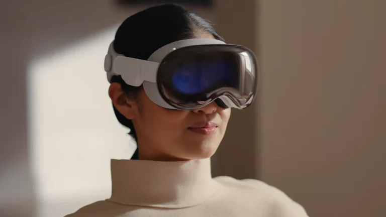 Apple interrompe produção do Vision Pro, dispositivo de US$ 3.499