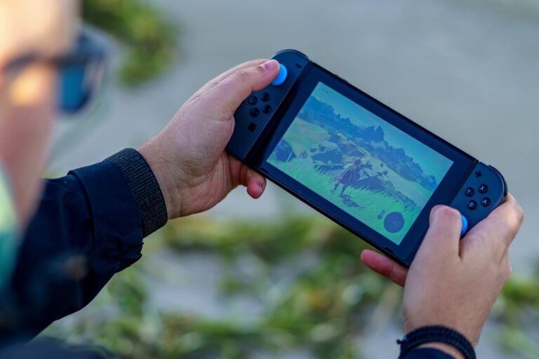 Nintendo Switch quase contou com joy-cons magnéticos