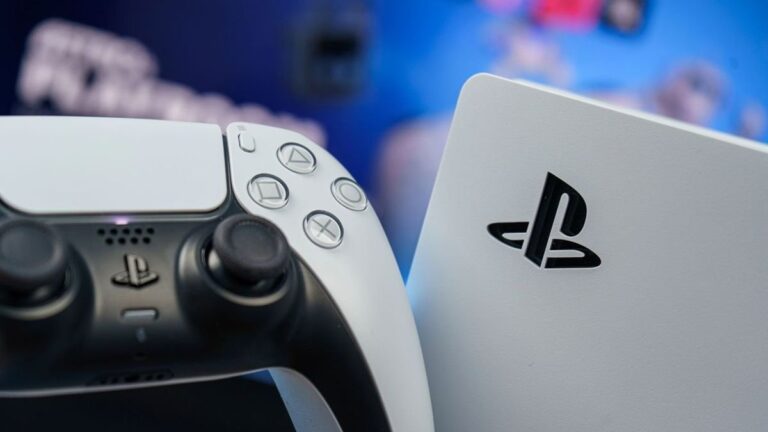 PS5 alcança 75 milhões de unidades vendidas, e Sony bate recorde de lucros; Confira os detalhes!
