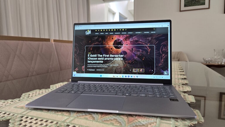Análise: Galaxy Book4 Edge apresenta autonomia surpreendente