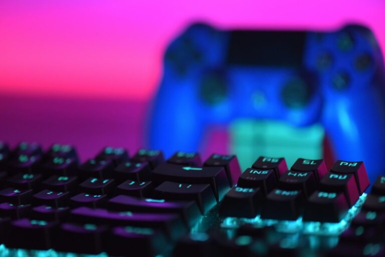 PC supera consoles, continua em expansão e se aproxima de 1 bilhão de unidades.