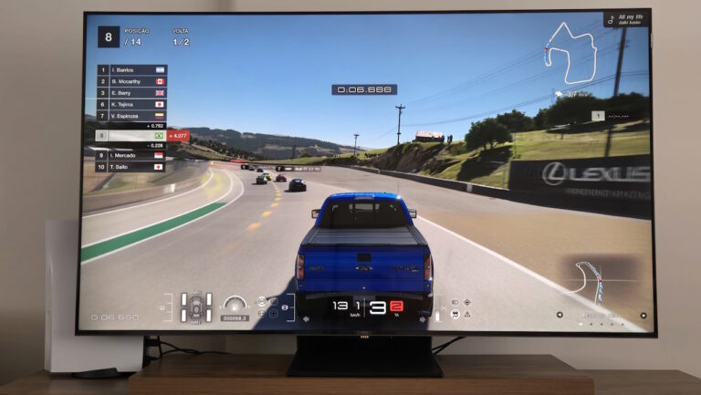 TCL C755 oferece qualidade de imagem e som excepcionais a um ótimo preço
