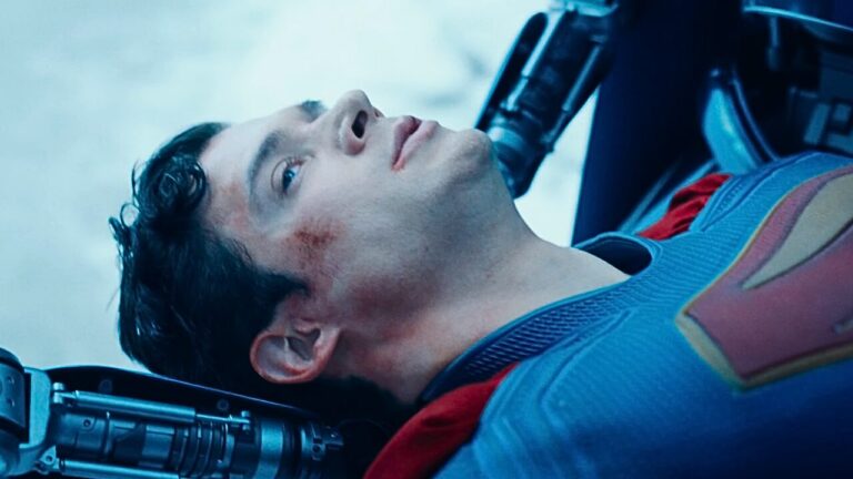 Filme do Super-Homem ganha trailer épico novo
