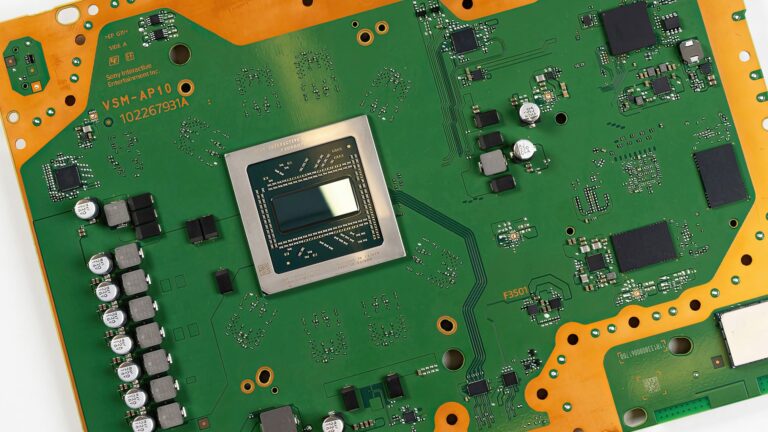 Desmontagem da PS5 Pro revela segredos impressionantes do design da Sony