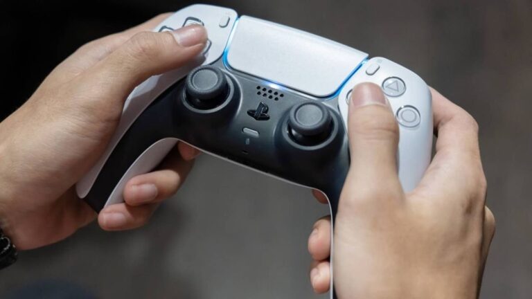 DualSense permitirá conexão a múltiplos dispositivos simultaneamente; descubra a data da atualização!