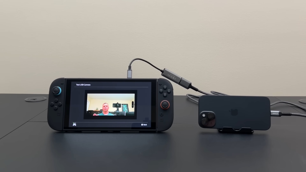 Nintendo Switch 2 com celular como câmera
